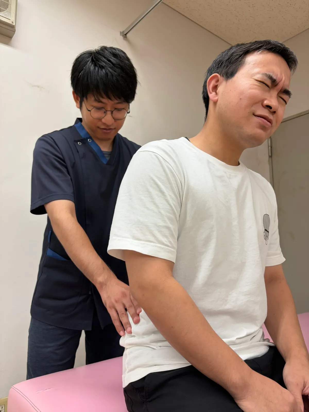 当院での施術内容の説明画像
